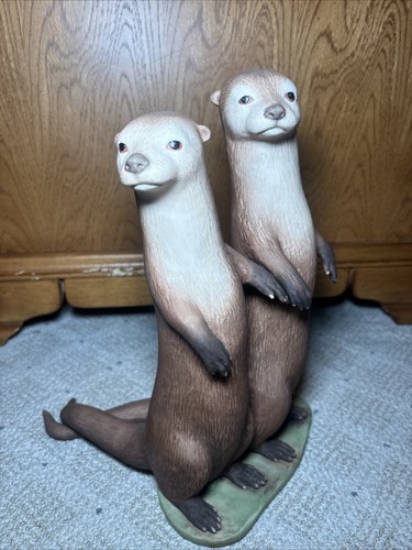 Romantic otter couple figurine - romantic,